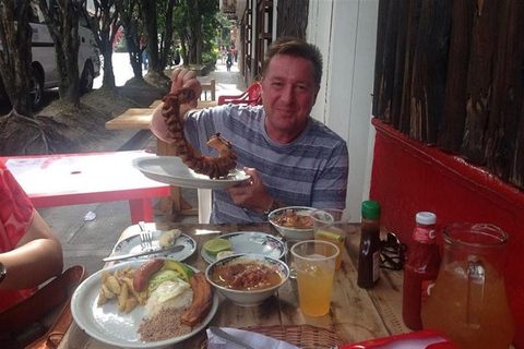 Medellín: Pablo Escobar and Food Tour