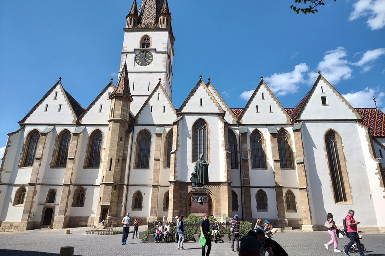 Saindo de Brasov: excursão particular de um dia com guia a Sighisoara e Sibiu