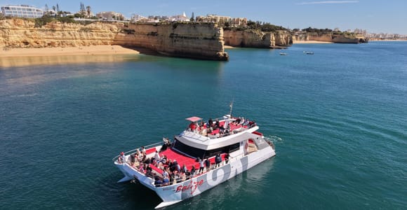 Albufeira: Benagil Caves and Coastline Boat Trip