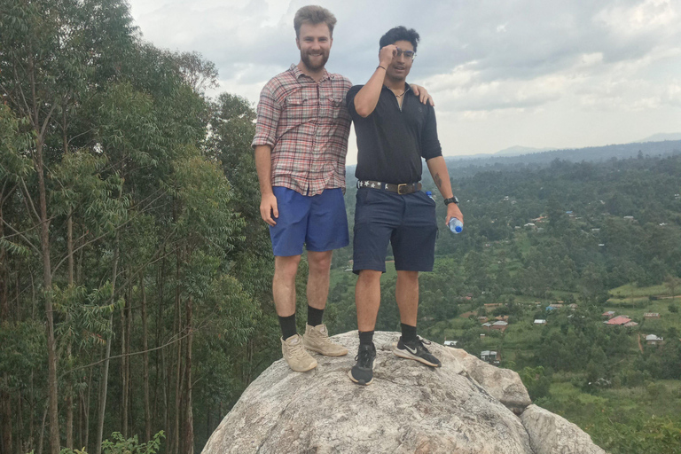 Nairobi: Historical Walking Tour with Art Historian Guide