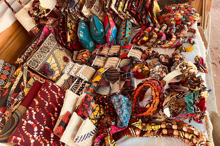 Maputo: City Tour with Historical and Cultural Highlights