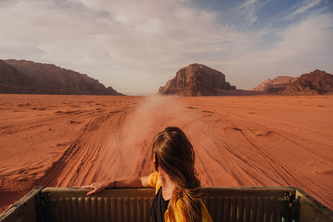 Wadi Rum: 2-Day Southern Desert Tour, Camel & Stargazing