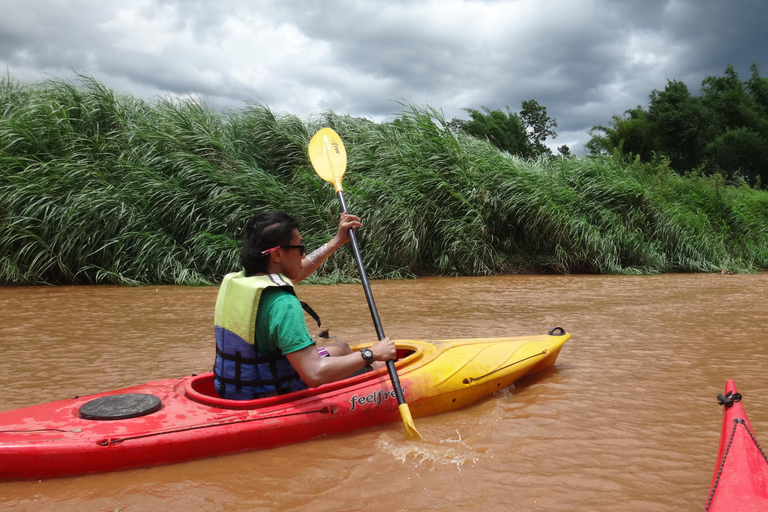 Chiang Mai: 25 km di tempo libero in mountain bike e kayak nella giunglaDa Chiang Mai: tour in bici e kayak
