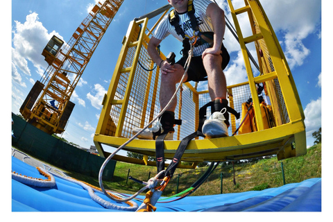 Poznań: Extreme Bungee Jumping Adventure
