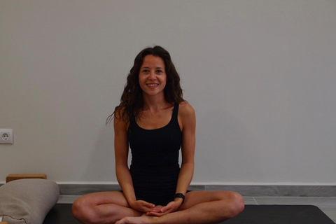 Jávea: Candlelit Restorative Yoga & Meditation (In English)