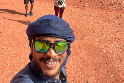 Wadi Rum: 2-Day Southern Desert Tour, Camel & Stargazing