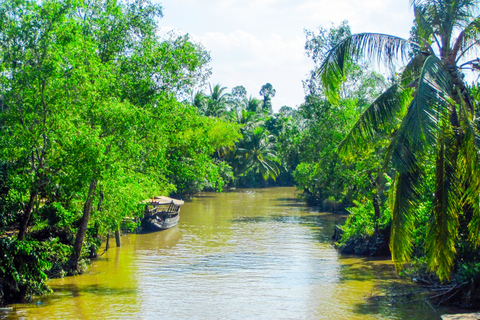 Ho Chi Minh: Cu Chi Tunnels and Mekong Delta Full-Day TourVIP Group Tour with Transfer by Limousine