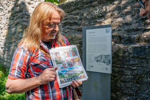 Singen: Guided tour of the Hohentwiel fortress ruins with a castle researcher Singen: Guided tour with a castle researcher through the Hohentwiel fortress ruins