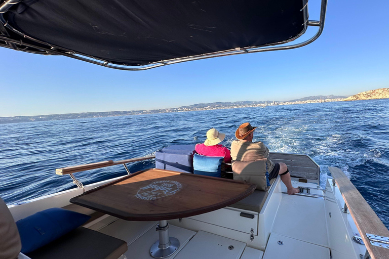 Marseille: Half-Day Boat Tour to the Calanques National Park Marseille: Half-Day Boat Tour to the Calanques National Park