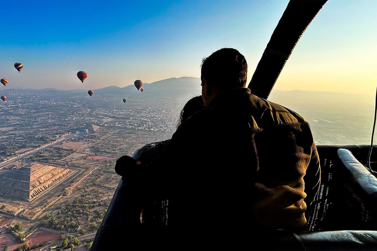 Teotihuacan: Lot balonem na ogrzane powietrze ze śniadaniem