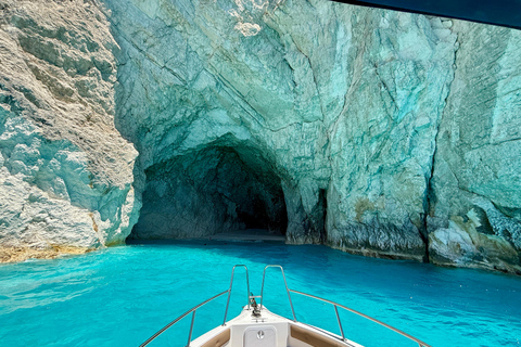 Zakynthos: Private Cruise via South, West & Shipwreck Beach