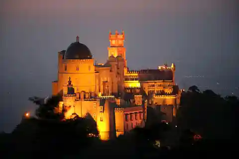 ELEGANT SINTRA TOUR AT NIGHT