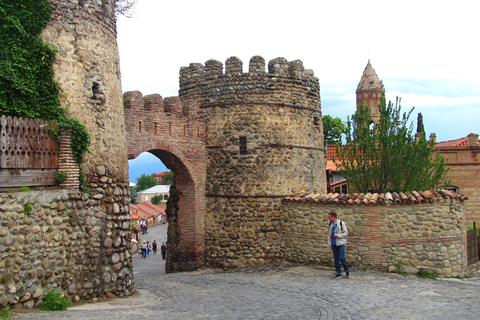 Tbilisi: 7-Day Armenia and Georgia Highlights Tour