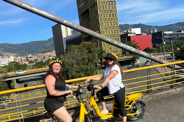 Medellín: Urban Getaway with local Coffee on E-Bike Urban E-Bike in English