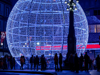 From Santiago: Christmas Lights of Vigo And Pontevedra