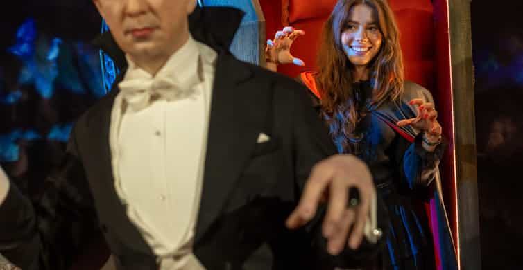 Budapest: Madame Tussauds Ticket + POP&ROLL Access photo 8