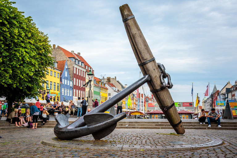 Palazzo di Amalienborg, Nyhavn, Frederiks Kirke, tour di Copenaghen2 ore: Guida dal vivo in inglese