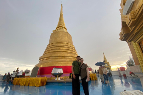 Bangkok's incredible Nightlife Tour by Private Tuk Tuk