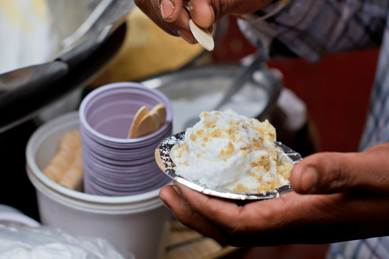 From Delhi: Old Delhi Food Tour with Heritage Walk