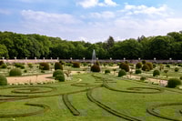 From Amboise, Chambord and Chenonceau Tour with Lunch - Housity