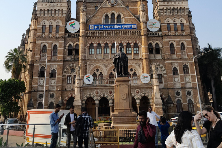 Mumbai Slum Tour & City Sightseeing with Pickup, Car & Guide Half-Day Private Sightseeing Tour