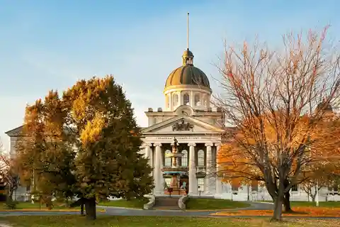 Toronto: prywatna wycieczka do Kingston z kierowcą-przewodnikiem