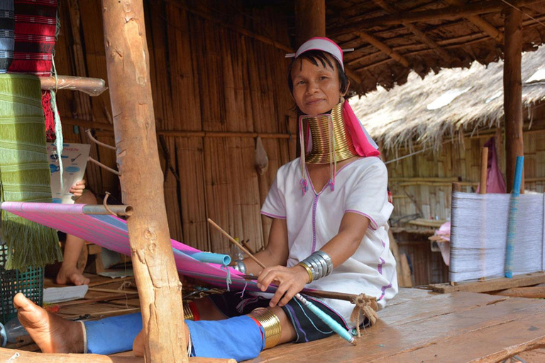 Chiang Mai: Long Neck Village och Chiang Rais ikoniska tempel