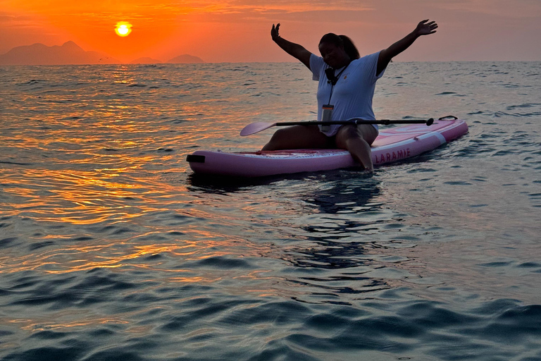 Paddla i soluppgången i Rio – eller under dagenPaddelsurfing i Rio vid soluppgången – eller under dagen