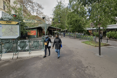 Semi-Private: Ile de la Cité Tour + Notre-Dame Skip-the-Line Île de la Cité Walking Tour + Reserved Access ENGLISH