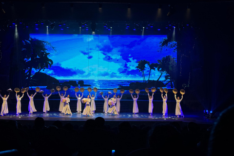 دا نانغ: جولة سياحية في المدينة مع رحلة عشاء بحرية وعرض ساحر