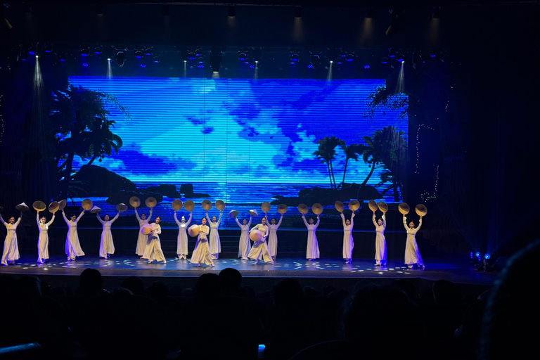 دا نانغ: جولة سياحية في المدينة مع رحلة عشاء بحرية وعرض ساحر