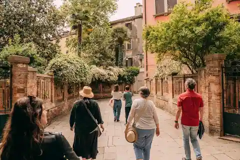 Venice: Off-the-Beaten-Path Small-group Walking Tour