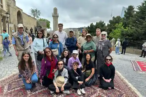 Baku: Historic and Modern Baku Tour ( Day & NIght Tour)