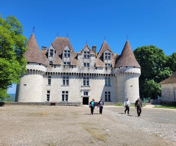 De Bordéus: Um dia de castelos, vinho e gastronomia na Dordonha, excursão vinícola fora do comum