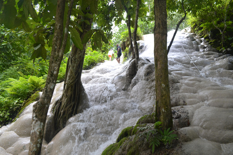 شيانغ ماي الشلال اللزج، وجولة في بحيرة الكاياك وركوب الدراجات الهوائيةشيانغ ماي: شلال لزج، جولة كا