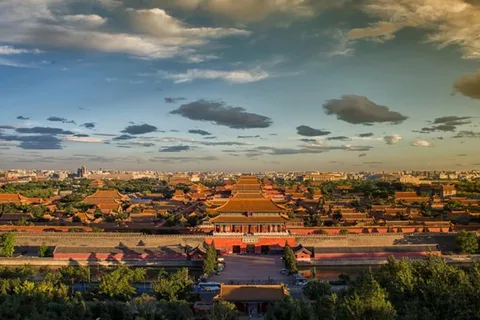 Tour privato a piedi di 2 ore di Jingshan e Beihai Park