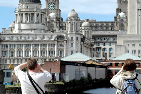 Liverpool Highlights & Hidden Gems: Private & Custom Tour