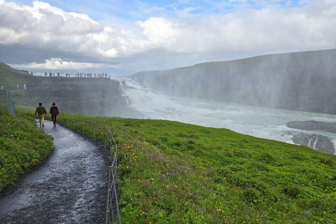 Golden Circle: Private Tour for up to 7 PAX /7 Hours/