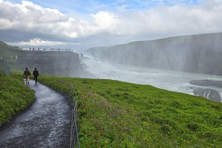 Golden Circle: Private Tour for up to 7 PAX /7 Hours/