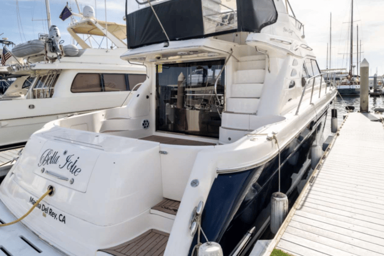 مارينا ديل راي مارينا ديل راي يخت مستأجر سي راي