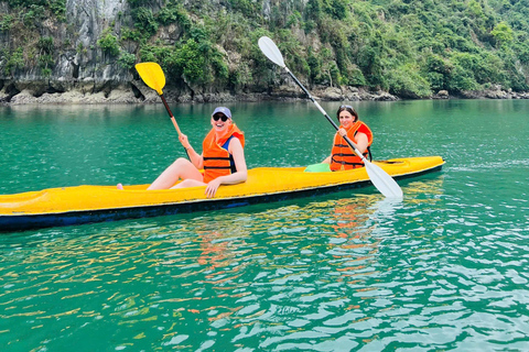 2-tägige Ha Long Bay Island Cruise Tour mit einem 3-Sterne-Kreuzfahrtschiff