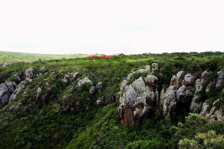 Nairobi: Ngong Hills Guided Hike with Lunch & Transfers