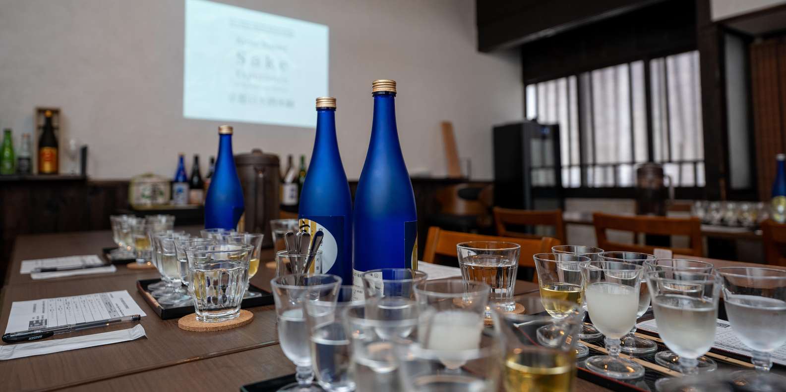 Kyoto: Insider Sake Experience with 7 Tastings and Snacks