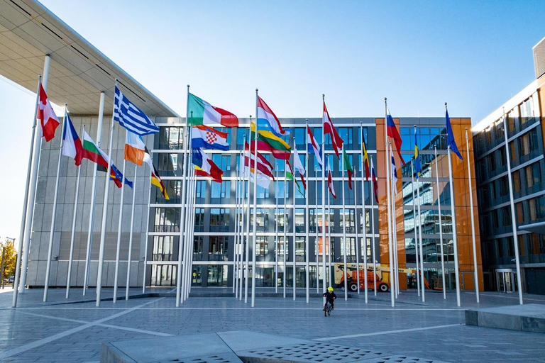 Financial Luxembourg: EU Heart, Kirchberg & Pfaffenthal Tour