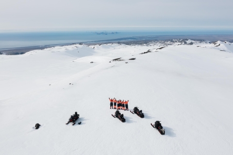 Sneeuwscooteren op Eyjafjallajökull