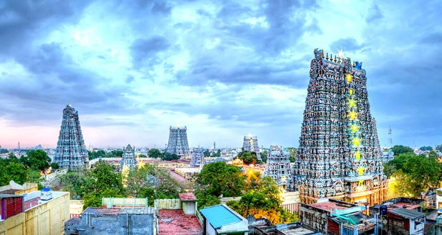 Von Madurai aus: Tagestour nach Trichy, Thanjavur und Pondicherry