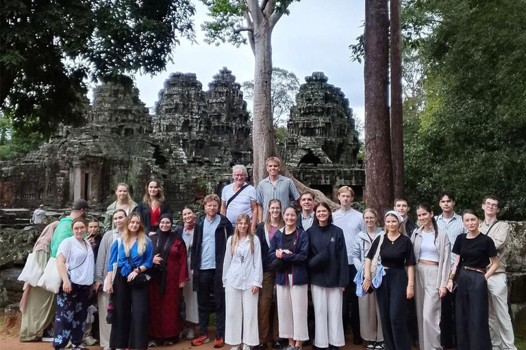 From Phnom Penh: Angkor Wat & Banteay Srei Full Day Tour Classic Private Tour (Hotel Pick-up)