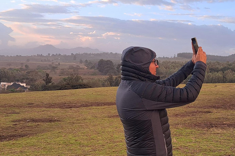 Arusha: Panoramic Sunset View with Food OptionsPanoramic Sunset View with Hot Picnic Style Meal