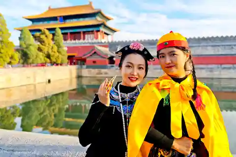 Beijing:Forbidden City Tour--Reveal Secrets Behind Red Walls