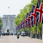 London: Buckingham Palace, Westminster Abbey & Big Ben Tour